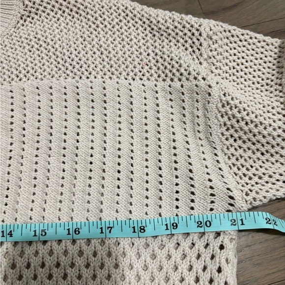 Happily Grey Cream Beige Crop Sweater. Small - Picture 6 of 6